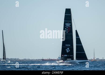 37E ÉQUIPE DE LA COUPE DE L'AMERICA, Copa America· New York Yacht Club American Magic Boat America (classe AC40) (USA) L'équipe américaine navigue à Barcelone. Cat Banque D'Images