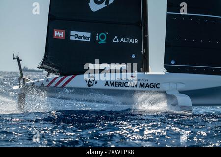 37E ÉQUIPE DE LA COUPE DE L'AMERICA, Copa America· New York Yacht Club American Magic Boat America (classe AC40) (USA) L'équipe américaine navigue à Barcelone. Cat Banque D'Images