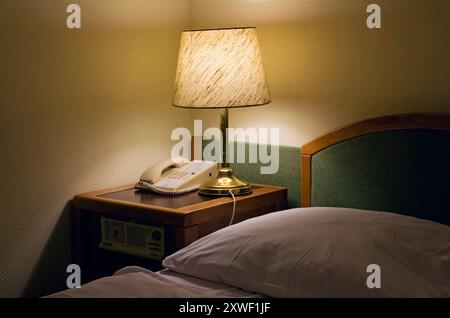 Lampe dans chambre d'hôtel Banque D'Images