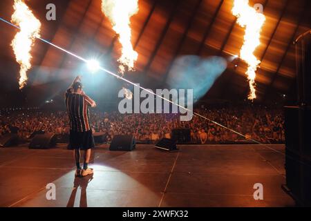 Concert de musique - Club Dogo - Red Valley Festival GUE Pequeno e Jake la Furia & XARed Valley Olbia , Club Dogo pendant Club Dogo - Red Valley Festival, concert de musique à olbia, Italie, 17 août 2024 olbia sardegna Italie Copyright : xVincenzoxTascox/xLiveMediax LPM 1482217 Banque D'Images