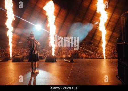 Concert de musique - Club Dogo - Red Valley Festival GUE Pequeno e Jake la Furia & XARed Valley Olbia , Club Dogo pendant Club Dogo - Red Valley Festival, concert de musique à olbia, Italie, 17 août 2024 olbia sardegna Italie Copyright : xVincenzoxTascox/xLiveMediax LPM 1482218 Banque D'Images