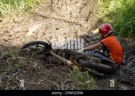 Moto Cross Racing un événement communautaire local, Bongkud, Ranau, Sabah, Malaisie. Banque D'Images