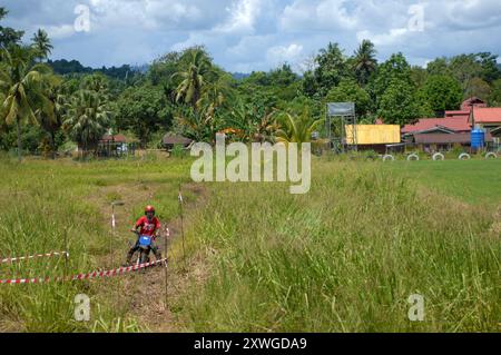 Moto Cross Racing un événement communautaire local, Bongkud, Ranau, Sabah, Malaisie. Banque D'Images