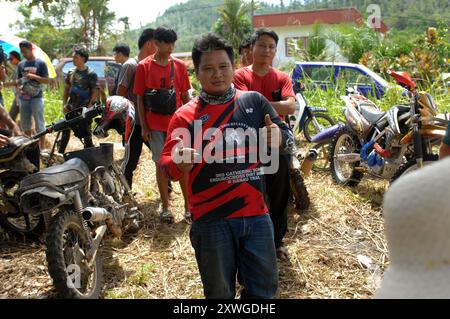 Moto Cross Racing un événement communautaire local, Bongkud, Ranau, Sabah, Malaisie. Banque D'Images