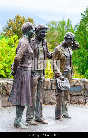 Statues de bronze réalistes dans le parc Queen Elizabeth à Vancouver Canada Banque D'Images