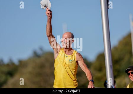 Gothenburg, Suède . 19 août 2024. L'ancienne vedette alpine Ingemar Stenmark participe à la voûte à la perche, m65, lors des Championnats du monde des maîtres d'athlétisme 2024 au Slottsskogsvallen à Gothenburg, en Suède, le 19 août 2024. Stenmark franchit 3 mètres lors de sa deuxième tentative. Photo : Adam Ihse/TT code 9200 crédit : TT News Agency/Alamy Live News Banque D'Images