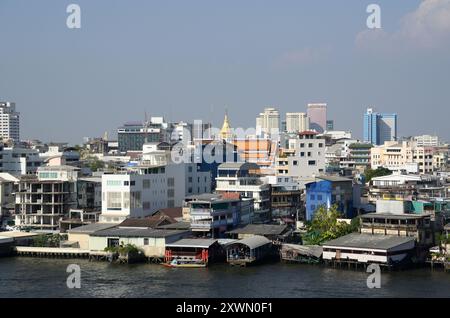 Vue depuis la tour de Chee Chin Khor moral Up-Lifting pour la Fondation Benefiction, Bangkok, Thaïlande Banque D'Images