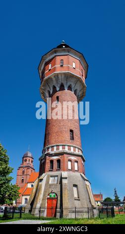 Château d'eau, 1906, à Żmigród, vallée de la rivière Barycz, voïvodie de basse-Silésie, Pologne Banque D'Images