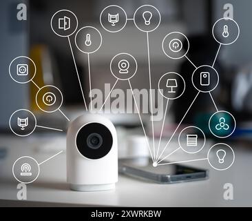 Maillage des appareils de maison intelligente. Icônes des systèmes domotiques. Fond sombre. Banque D'Images