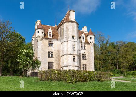 Courboyer Manoir construit entre le XVe et le XVIe siècle où se trouve aujourd'hui la Maison du parc naturel régional du Perche Banque D'Images