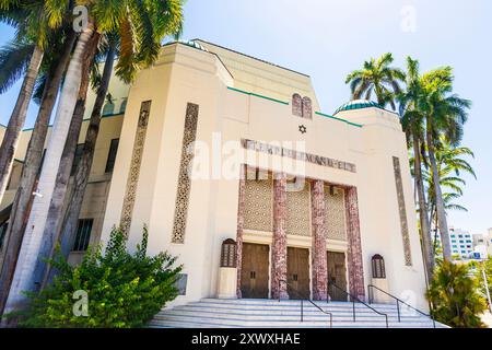 Extérieur de la synagogue Temple Emanu-El à South Beach, Miami Beach, Floride, États-Unis Banque D'Images