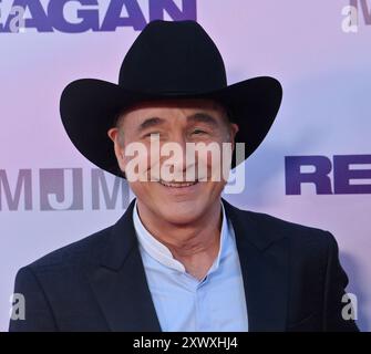 Los Angeles, États-Unis, 20 août 2024. Le musicien Clint Black assiste à la première du drame biographique 'Reagan' au TCL Chinese Theatre dans la section hollywoodienne de Los Angeles le mardi 20 août 2024. Scénario : le biopic est sur la vie de Ronald Reagan, le 40e président des États-Unis, de son enfance à son temps à la Maison Blanche. Le film est raconté du point de vue de Viktor Ivanov, un ancien agent fictif du KGB qui suit l'ascension de Reagan au pouvoir. Avec pour toile de fond la Guerre froide, le film explore l'opposition de Reagan au communisme, qui a influencé ses actions pendant le Banque D'Images