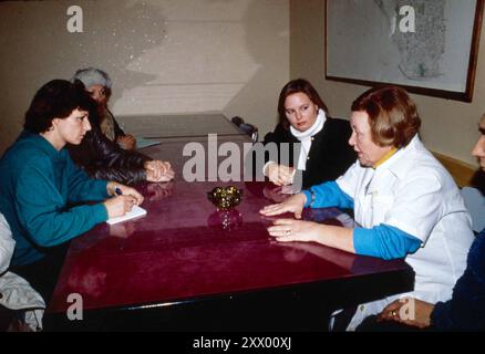 Bucarest Archivio Storico Olycom/LaPresse Sofia di, Roumanie. 19 janvier 1990. (Acharnes, 29 ottobre 1957) è una principessa rumena, quartogenita di Michele i e di Anna di Borbone-Parma. Nella Foto : L'arrivo della principessa Sofia di Romania a Bucarest con la Sciarpa al collo sur la photo : L'arrivée de la princesse Sofia de Roumanie à Bucarest avec l'écharpe autour du cou crédit : LaPresse/Alamy Live News Banque D'Images