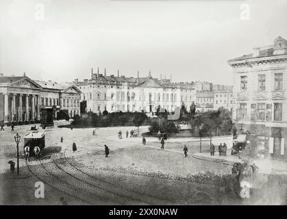 Photo vintage de la place Krasinski. La photographie montre la place Krasinski à Varsovie, en Pologne. 1910-1915 Banque D'Images