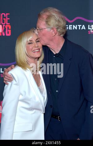 Rachelle Carson-Begley mit Ehemann Ed Begley Jr. BEI der Premiere des Kinofilms 'Strange Darling' im DGA Theater. Los Angeles, 19.08.2024 Banque D'Images