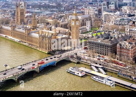 Vue vers Westminster Bridge, Big Ben (la tour Elizabeth), le palais de Westminster et l'abbaye de Westminster, Londres, Angleterre, Royaume-Uni Banque D'Images
