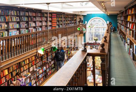 Daunt Books sur Marylebone High Street, fondée en 1990, Londres, Angleterre, Royaume-Uni, Europe Banque D'Images