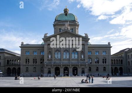 Vue du bâtiment central du Palais fédéral de Suisse, siège du gouvernement suisse, situé à Berne, Suisse, Europe Banque D'Images