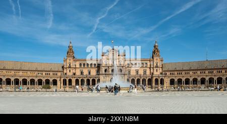 Détail de la Plaza de Espana, un ensemble architectural et le plus grand bâtiment de l'exposition ibéro-américaine de 1929, Parc Maria Luisa, Séville Banque D'Images