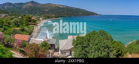 Vue sur la mer et la plage à Koinyra, Thassos, mer Égée, îles grecques, Grèce, Europe Banque D'Images