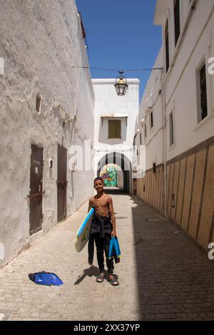 A Rabat , Maroc, le 2024 août, rue de la Médina Banque D'Images