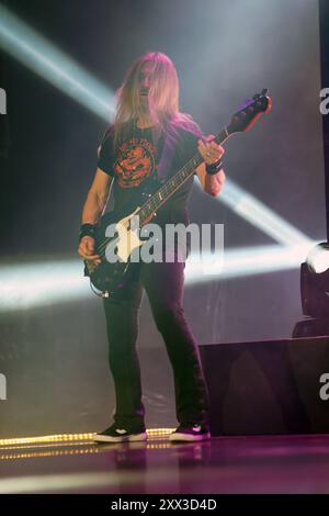 Irving, États-Unis. 20 août 2024. James Lomenzo, bassiste du groupe de thrash metal Megadeth, se produit lors de la tournée Megadeth Destroy All Enemies à la Toyota Music Factory à Irving, Texas, États-Unis, le 20 août 2024. (Photo de Javier Vicencio/Eyepix Group) (photo de Eyepix/NurPhoto) crédit : NurPhoto SRL/Alamy Live News Banque D'Images