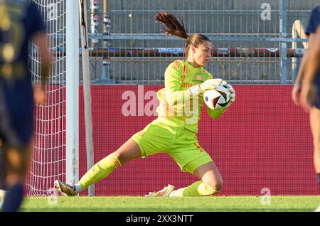 Maria Luisa Grohs, FCB femmes 1 dans le match de football féminin FC BAYERN München - JUVENTUS TURIN 0-0 le 20 août 2024 à Munich, Allemagne. Saison 2024/2025, 1.Bundesliga, FCB, Muenchen, Google Pixel, Frauen Bundesliga Journée x, x. Photographe Spieltag : Peter Schatz Banque D'Images