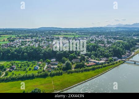 Rosenheim à Chiemgau, vue sur la ville au confluent des rivières Mangfall et Inn Banque D'Images