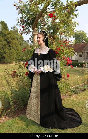 Interprète historique (Samantha Stott) : Anne Boleyn, Ightham Mote, Ivy Hatch, Sevenoaks, Kent, Angleterre, Grande-Bretagne, Royaume-Uni, Royaume-Uni, Europe Banque D'Images