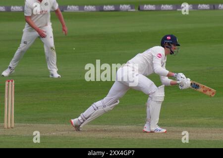 Chester le Street, Angleterre, 22 août 2024. Ben McKinney battant pour Durham Cricket contre Nottinghamshire dans un match de championnat du comté de Division 1 au Seat unique Riverside. Crédit : Colin Edwards/Alamy Live News Banque D'Images