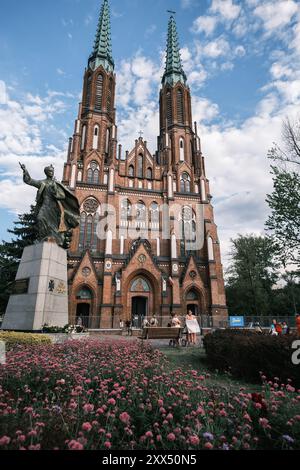 Madrid, Espagne. 22 août 2024. Vue sur la cathédrale de Florian, ? Est une église catholique d'intérêt historique à Varsovie 22 août 2024 Pologne (photo par Oscar Gonzalez/Sipa USA) crédit : Sipa USA/Alamy Live News Banque D'Images