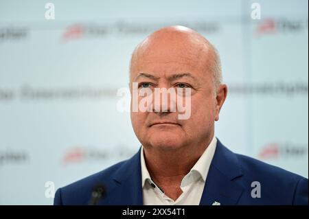 Vienne, Autriche. 22 août 2024. Conférence de presse du Parti populaire autrichien (ÖVP) sur le thème "présentation du nouveau modèle d'assistance sociale" avec le Secrétaire général Christian stocker Banque D'Images