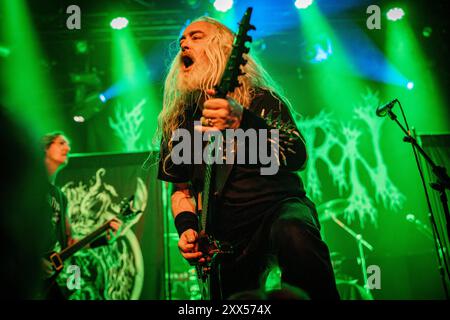 Copenhague, Danemark. 21 août 2024. Le groupe de death metal américain incantation donne un concert au Pumpehuset à Copenhague. Ici, le chanteur et guitariste John McEntee est vu en direct sur scène. Crédit : Gonzales photo/Alamy Live News Banque D'Images