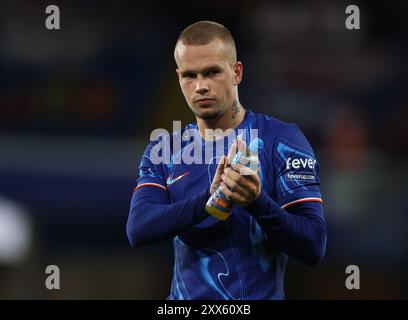 Londres, Royaume-Uni. 22 août 2024. Mykhailo Mudryk de Chelsea applaudit la foule lors du match de l'UEFA Europa Conference League à Stamford Bridge, Londres. Le crédit photo devrait se lire : Paul Terry/Sportimage crédit : Sportimage Ltd/Alamy Live News Banque D'Images