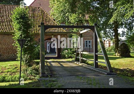 Europe, Allemagne, basse-Saxe, Altes pays près de Hambourg, région métropolitaine de Hambourg, Jork-Estebruegge, Esteburg, bâtiment historique, à partir de 1609, gatehou Banque D'Images