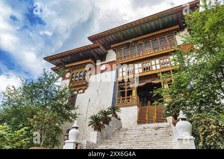 Le monastère de Punakha Dzong au Bhoutan Asie est l'un des plus grands monastères d'Asie Banque D'Images