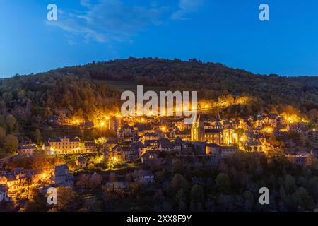 France, Aveyron, Conques, labellisé plus beaux villages de France, vue générale du village Banque D'Images