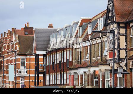 Streatham district dans le sud de Londres, Royaume-Uni. Streatham High Street dans le quartier londonien de Lambeth. Banque D'Images