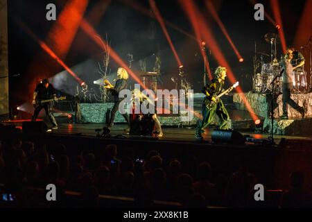 Oslo, Norvège. 18 août 2024. Le groupe folk rock norvégien Gate donne un concert à Operaen à Oslo. Banque D'Images