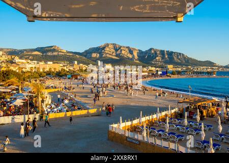 France, Bouches du Rhône, Marseille, plages du Prado, plage de Bonneveine, Festival de musique, concert au coucher du soleil sur la plage, vue aérienne depuis la Grande roue Banque D'Images