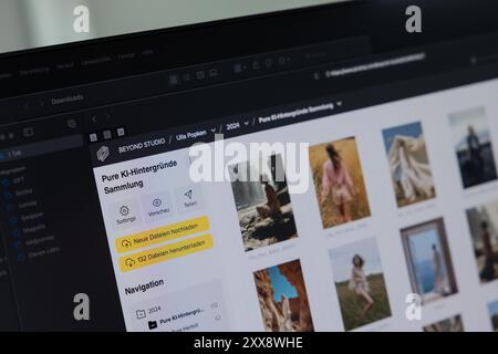 Duesseldorf, Allemagne. 23 août 2024. Une collection d'arrière-plans ai peut être vue sur un moniteur dans Beyond Studio. Crédit : Rolf Vennenbernd/dpa/Alamy Live News Banque D'Images