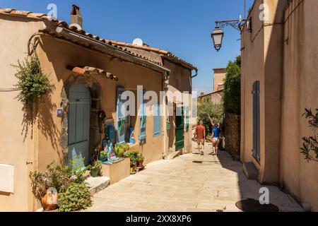 France, Var, Gassin, labellisés les plus beaux villages de France, ruelle dans le village Banque D'Images