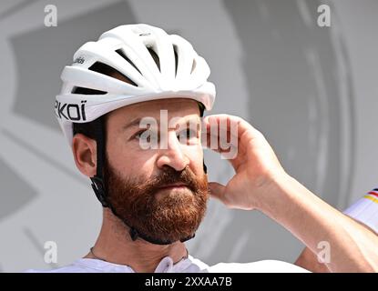 Heilbronn, Allemagne. 23 août 2024. Cyclisme : Deutschland Tour, Heilbronn - Schwäbisch Gmünd (174,60 km), 2ème étape : le coureur allemand Simon Geschke de l'équipe allemande avant le départ. Crédit : Bernd Weißbrod/dpa/Alamy Live News Banque D'Images