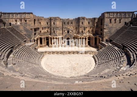 Le théâtre romain de Bosra dans le district de Dar'a dans le sud-ouest de la Syrie. Banque D'Images