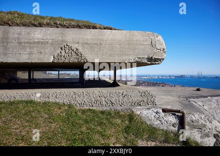 Regelbau M 162a, bunker allemand de la seconde Guerre mondiale, partie de Stützpunktgruppe Frederikshavn Süd ; Pikkerbakken, Frederikshavn, Danemark Banque D'Images