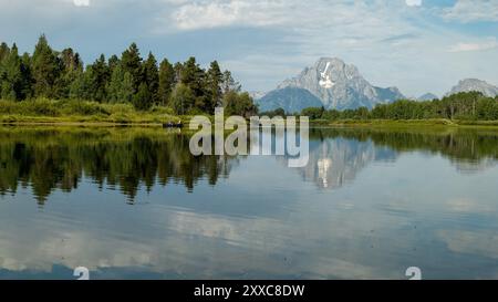 Faites du kayak à Oxbow Bend dans le parc national de Grand Teton Banque D'Images