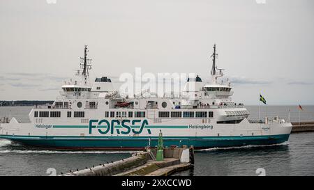 Ferry de passagers à Öresund entre Helsingør et Helsingborg, Suède, 18 août 2024 Banque D'Images