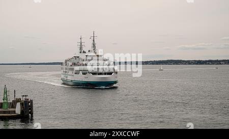 Ferry de passagers à Öresund entre Helsingør et Helsingborg, Suède, 18 août 2024 Banque D'Images