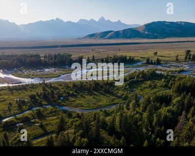 Vue aérienne des grands Tetons et de la rivière Snake Banque D'Images