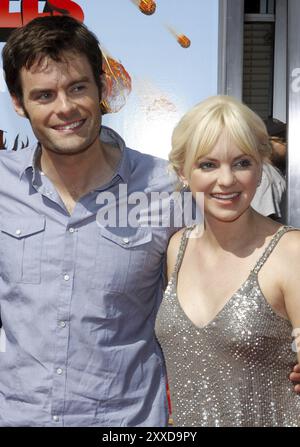 Bill Hader et Anna Faris lors de la première à Los Angeles de « Cloudy with A chance of Meatballs », qui s'est tenue au Mann Village Theatre jn Westwood, USA, le sept Banque D'Images